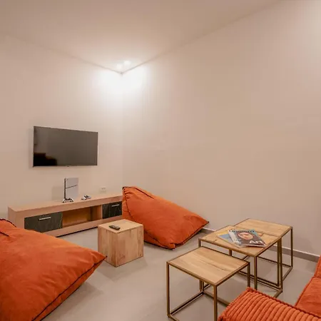 Villa Aesthete *