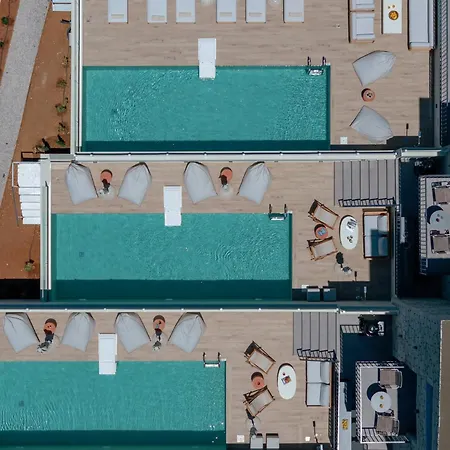 Aesthete Villa *